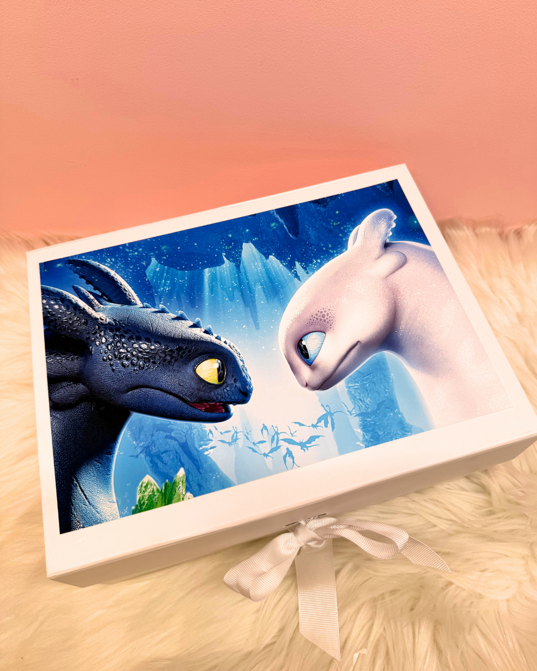 Caja personalizada con imagen de furia nocturna y furia luminosa