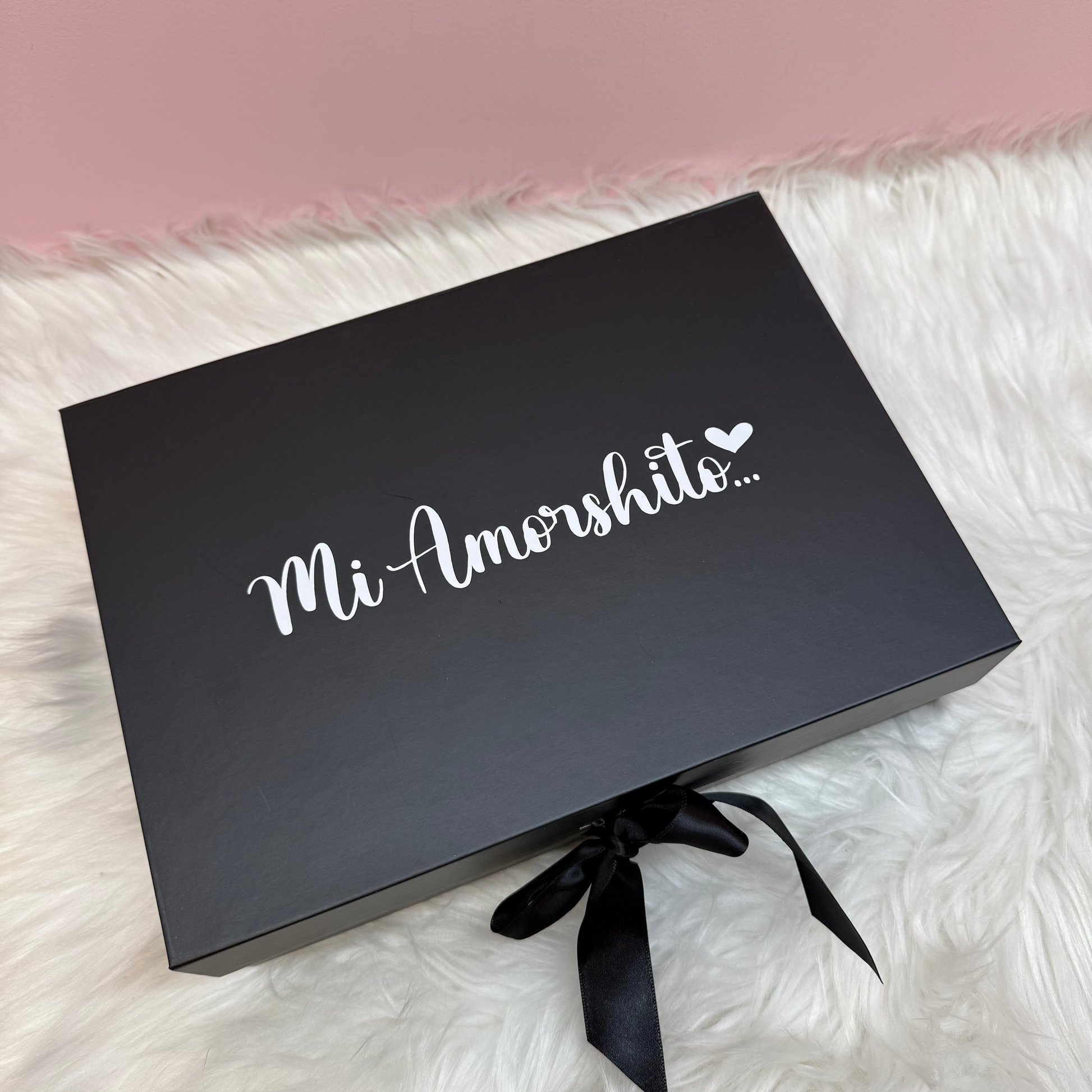 Caja elegante de regalo personalizada con vinilo adhesivo