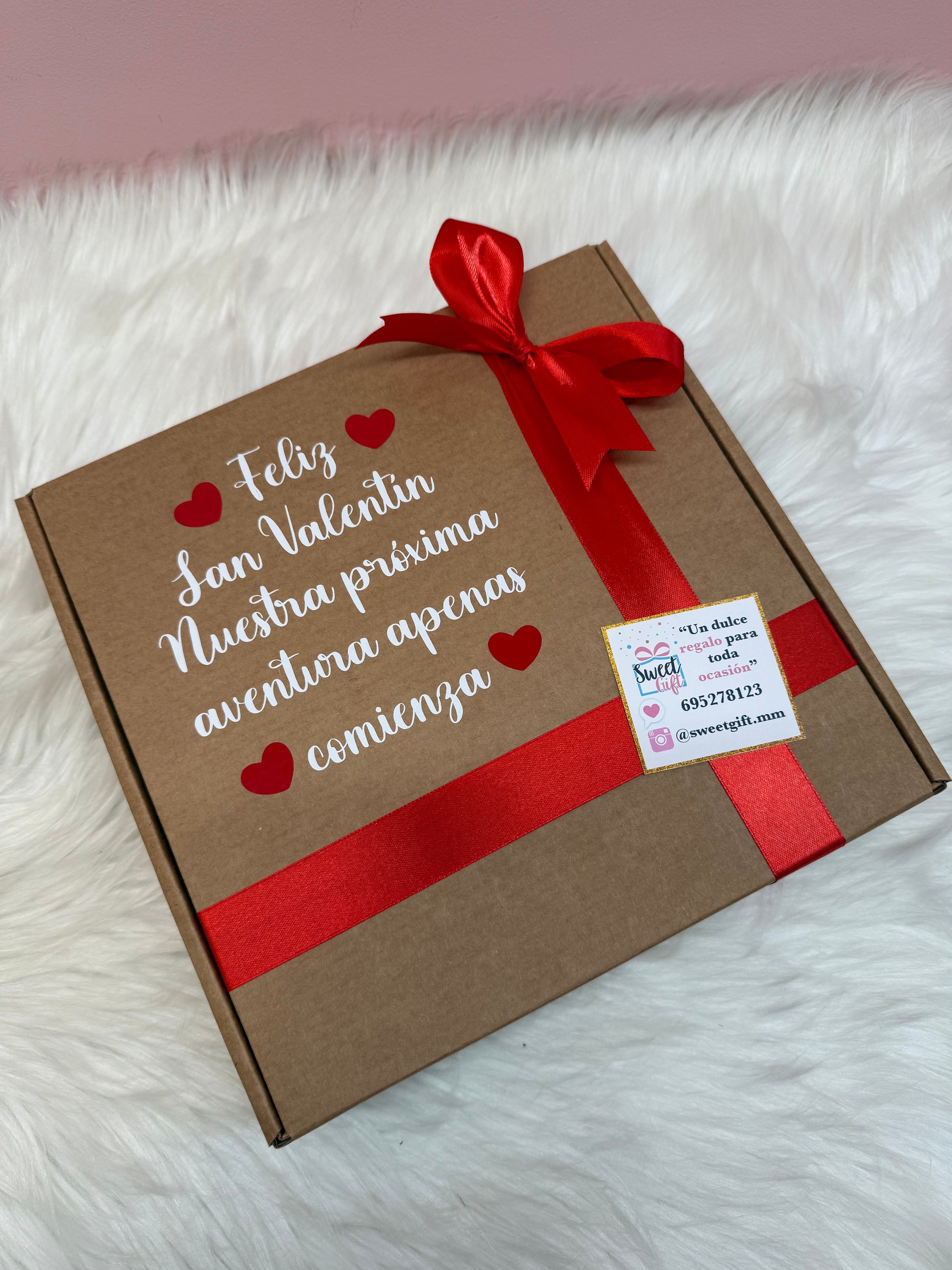 Caja personalizada san valentin, nuestra proxima aventura apenas comienza.
