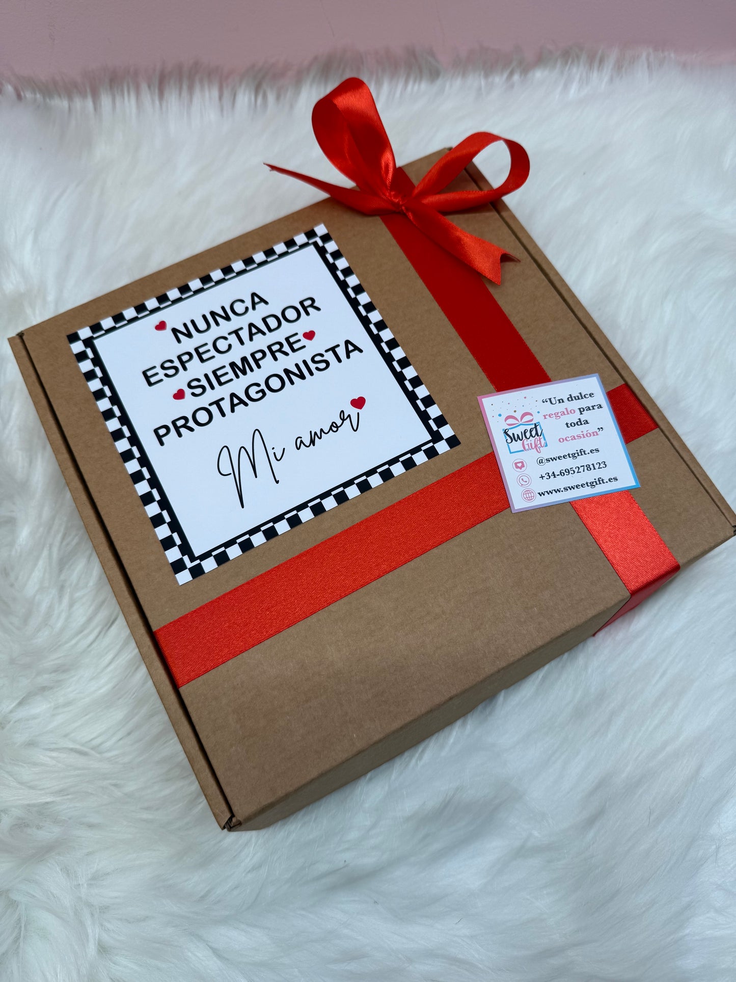Caja de regalo personalizada por fuera con diseño exclusivo Sweet Gift